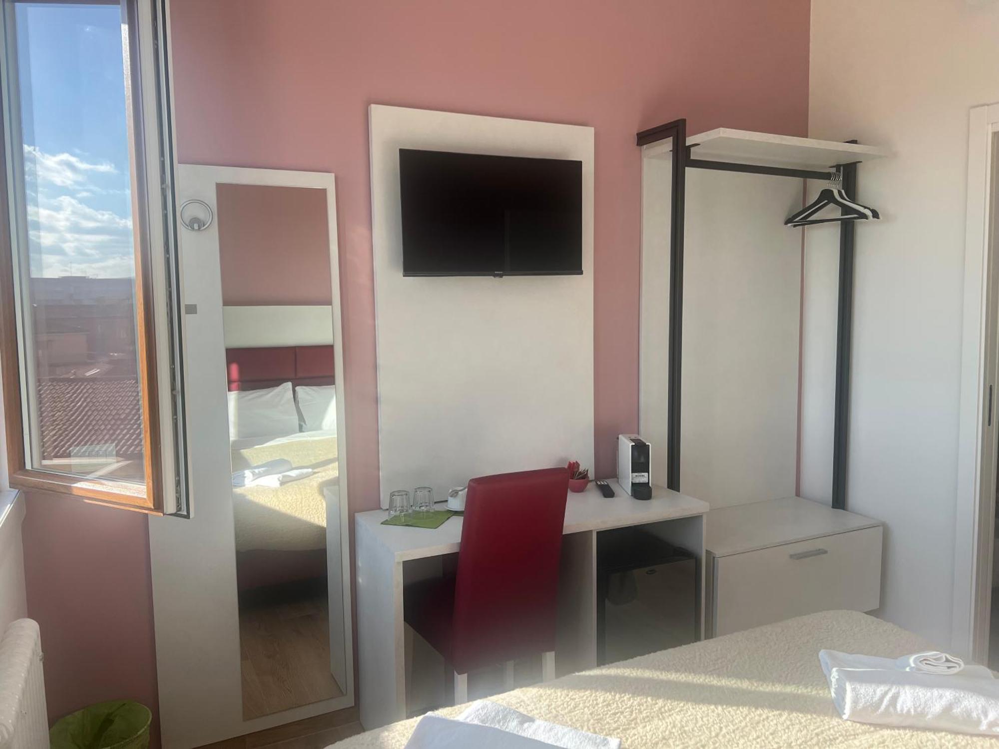 La Corte Del Sant'Orsola Residence Bologna Bagian luar foto